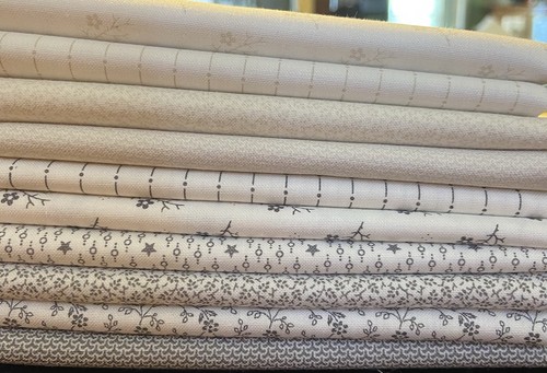 Itty Bitty Backgrounds By Primitive Gatherings For Moda. Bundle Of 10 FQ