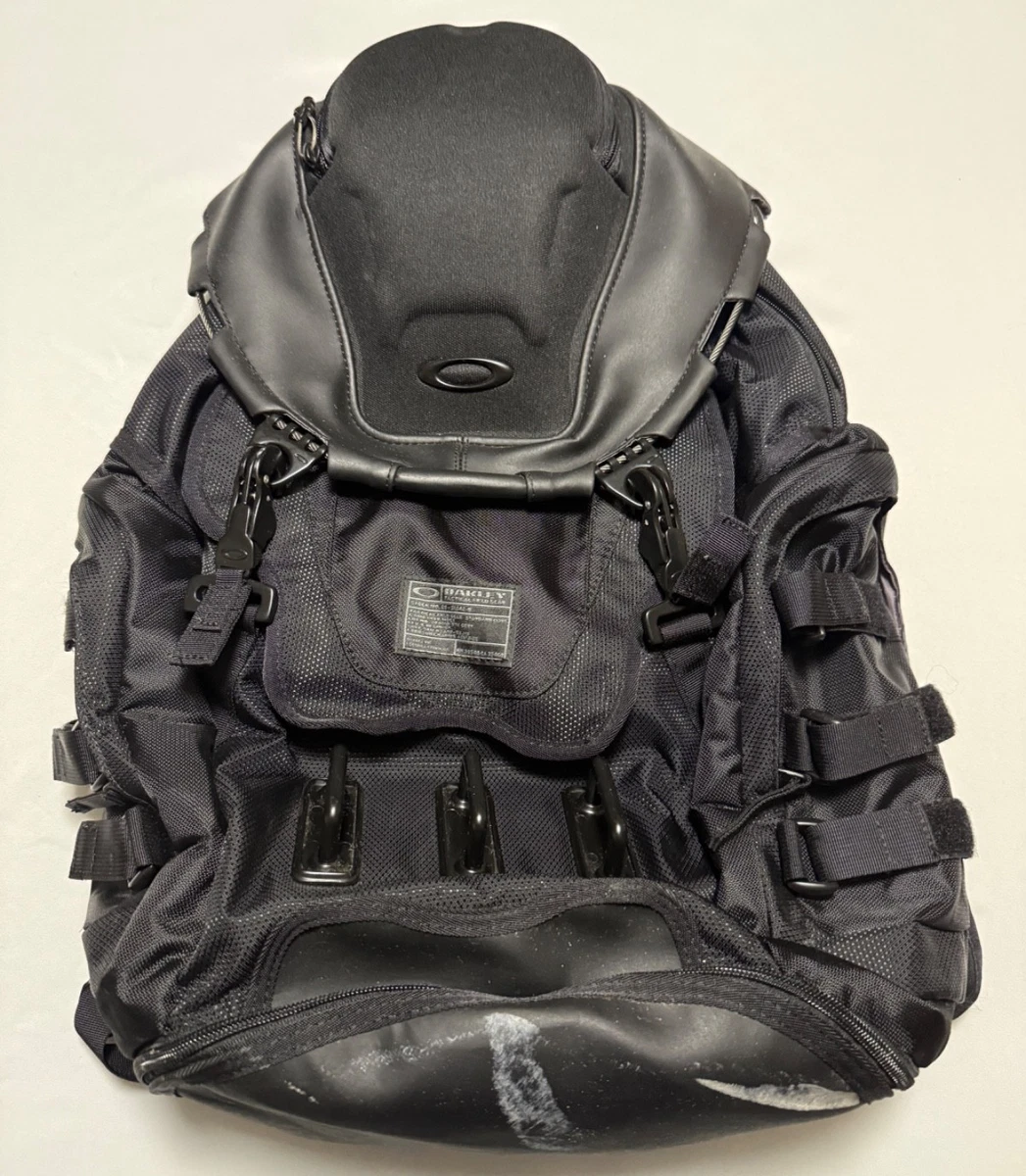 Oakley Backpack Black Bags for Men for sale | eBay