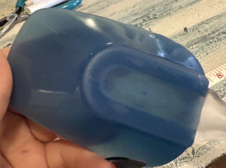 Vintage Pyrex Silicone Spatula – Blue Head, Clear Handle Baking Tool 11.75" - Image 3 of 4