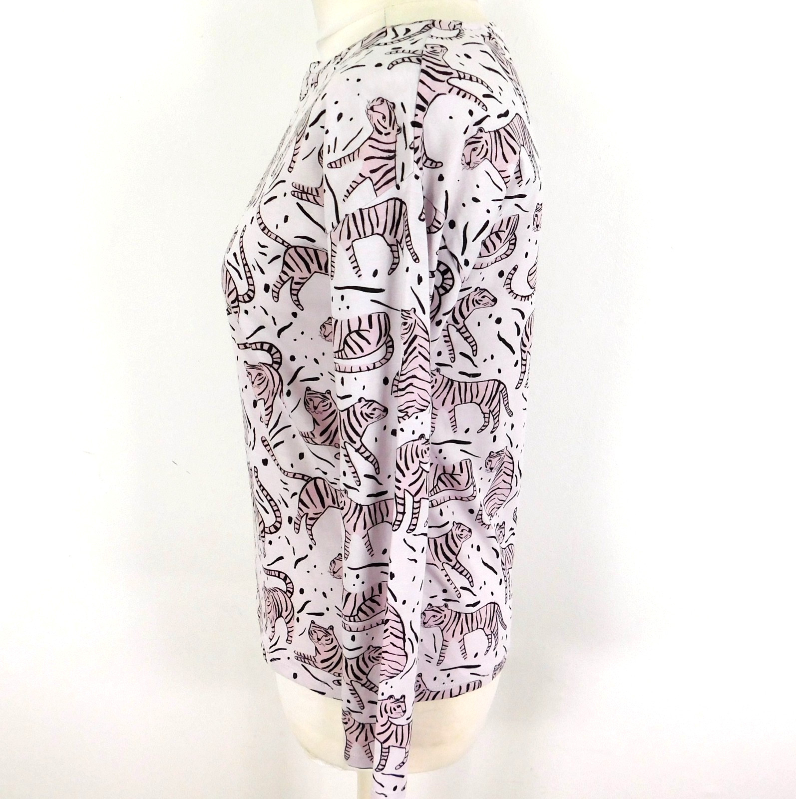 TU Pink Grey Long Sleeve Top Bundle 12 Years Graphic Tiger Print image 3