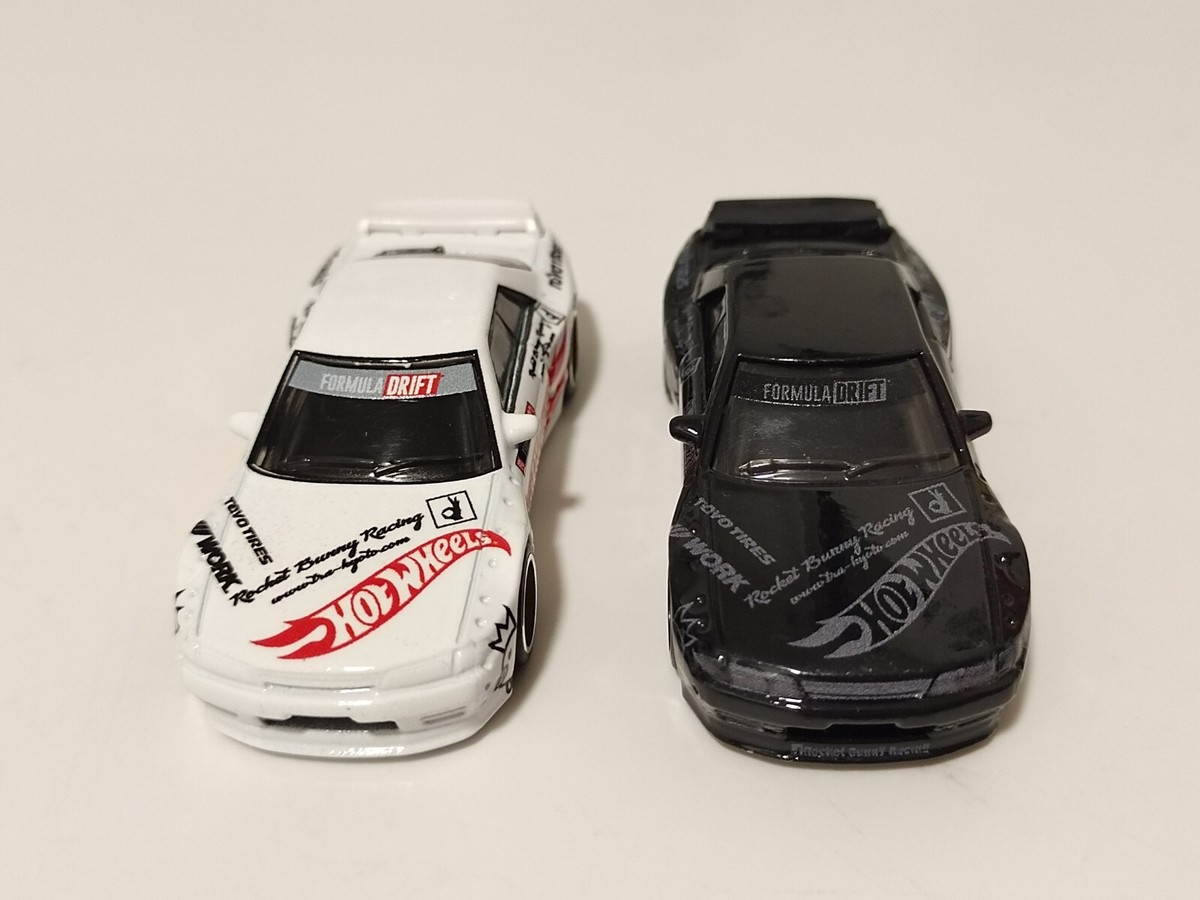 Hot Wheels Modern Classics Nissan Skyline GTR R32 Pandem Hot Wheels Modern Classics Nissan Skyline GTR R32 Pandem