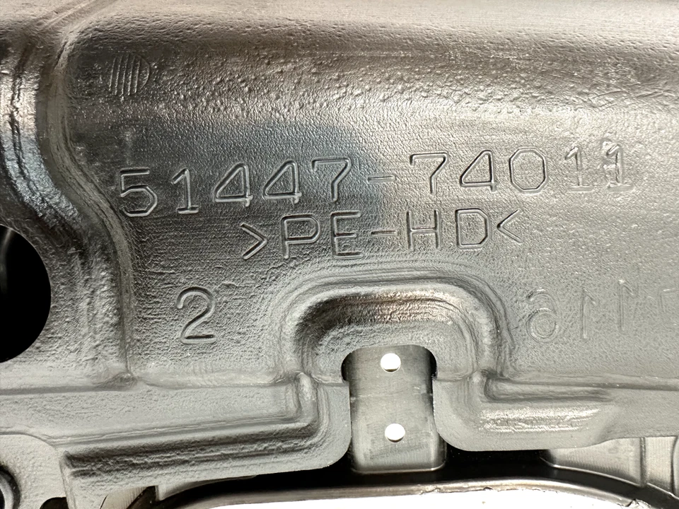 2018-21 LEXUS NX300/ 2015-21 NX300H UPPER RADIATOR SUPPORT OEM # 53289-74011 - Image 3 of 4