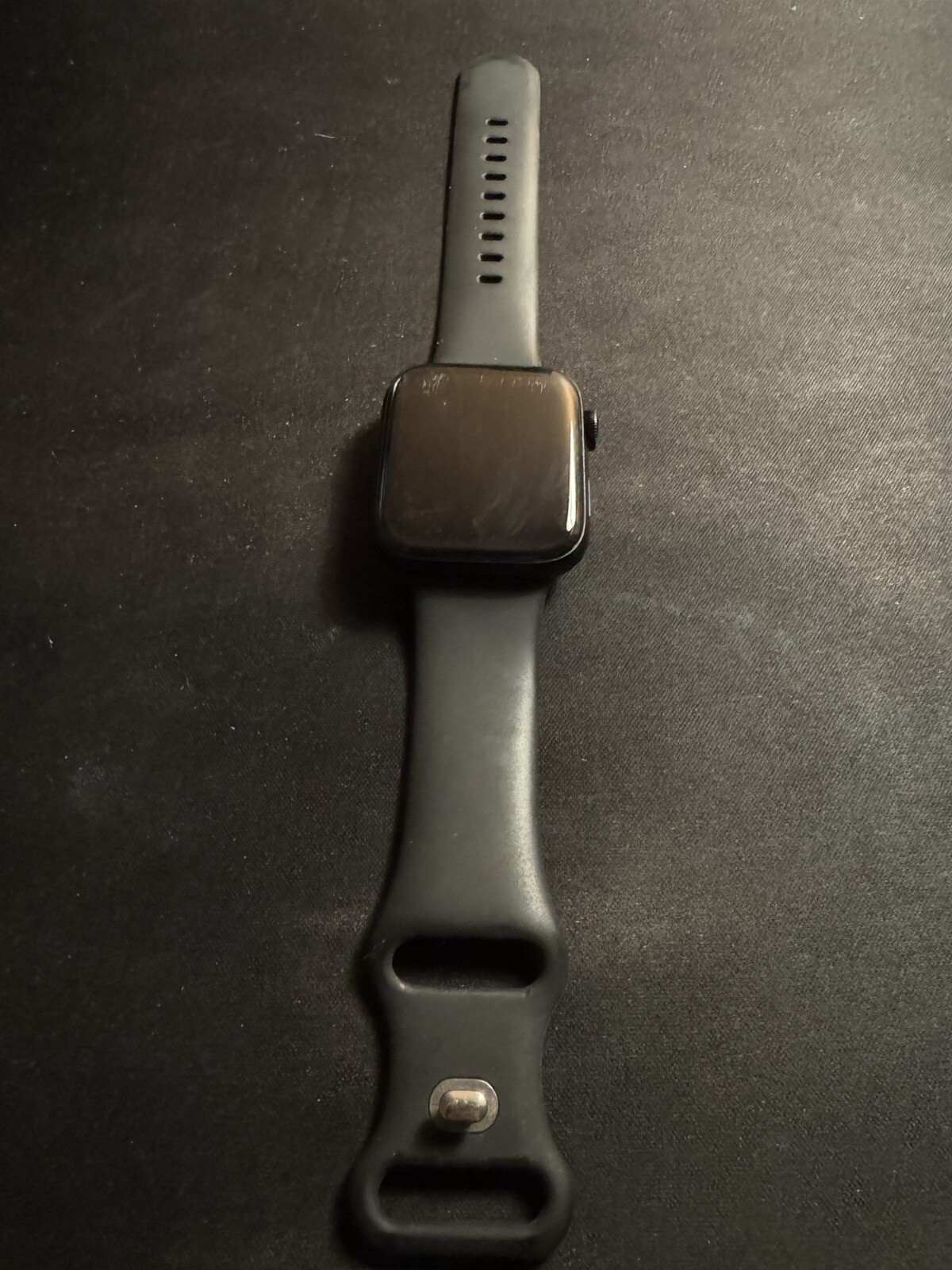 Apple Watch SE 44mm Midnight GPS with Sport Band 2022 Model-image