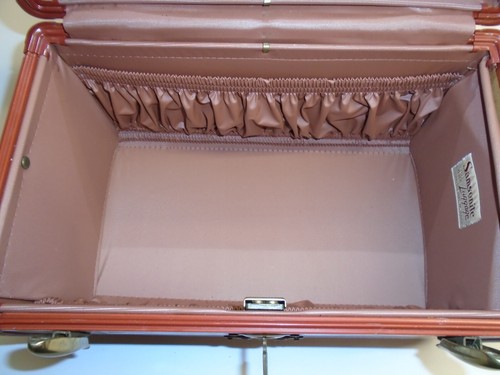 Vintage "SAMSONITE" MAROON TRAVEL CASE w/ MIRROR+KEY- Style No. 4912- BEAUTIFUL! - Picture 14 of 24