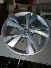 Genuine Audi Q4 Sportback e tron R20 20 inch alloy rim - 89A601025L