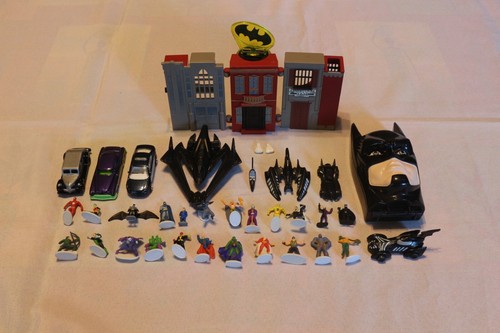 Batman Microverse Playsets – Gotham City Bank & Batcave + Zerboz Heroics – Kenner DC Comics