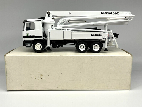 CONRAD Modelle I SCHWING KVM 34 X Betonpumpe auf Mercedes Benz Actros (1:50) - Bild 9 von 9