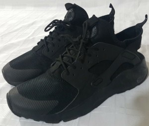 nike air huarache mens black