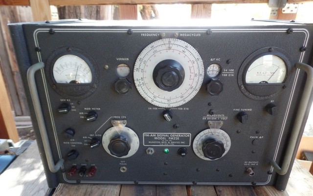 Laird Technologies FG4603 UHF 460-470MHz 3db Commercial Base//Repeater Antenna