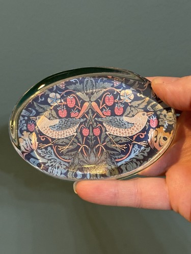 William Morris Strawberry Thief Glass Domed Paperweight
