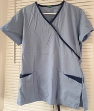 Fashion Seal Scrub Set. Blue Shirt 4 Pockets Sz XS Navy Pants 2 Pockets Sz XS