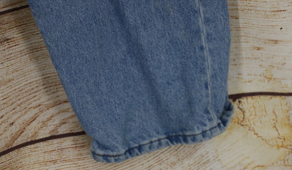 VINTAGE Mens Size 42x34 Wide Leg Light Wash Jeans - Image 4 of 4