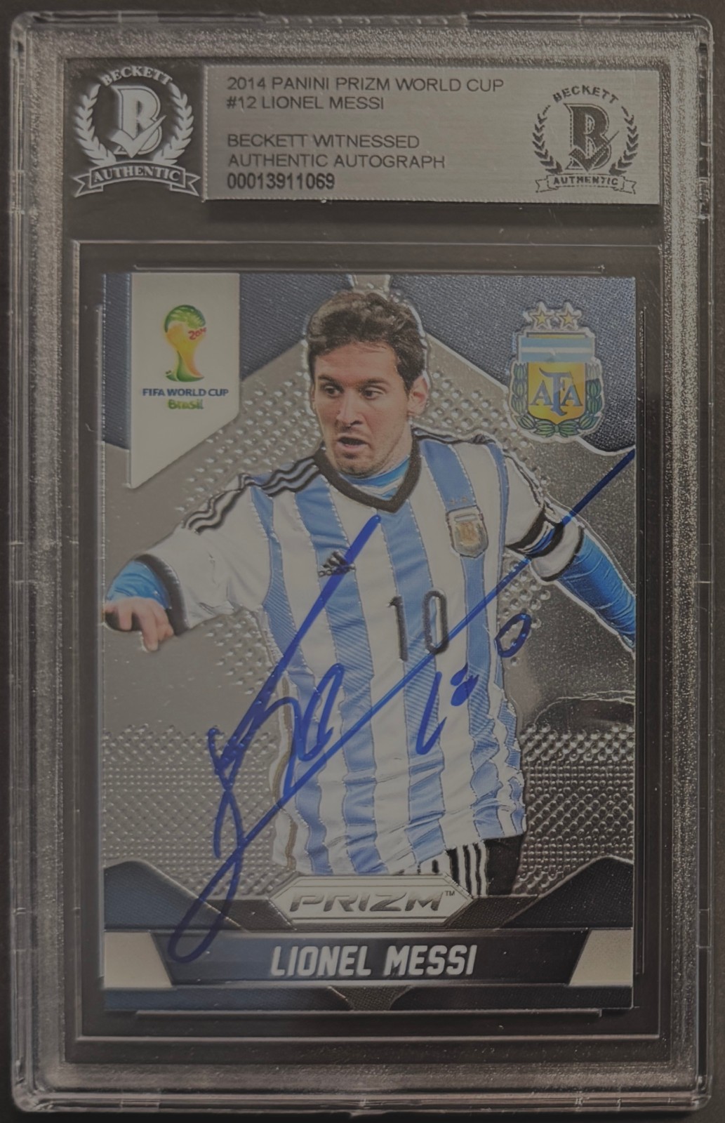 2014 Panini Prizm FIFA World Cup #12 Lionel Messi Beckett AUTO AUTHENTIC