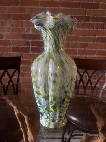 Fenton Art Glass "Vasa Murrhina" Vibrant & Beautiful hand blown colors 11” VTG