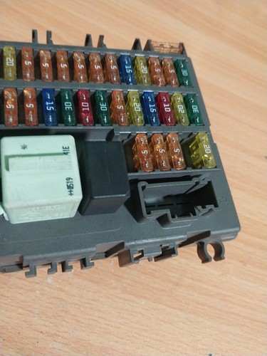 02-06 Mini Cooper Fuse Relay Box 6906600 - Bild 2 von 6