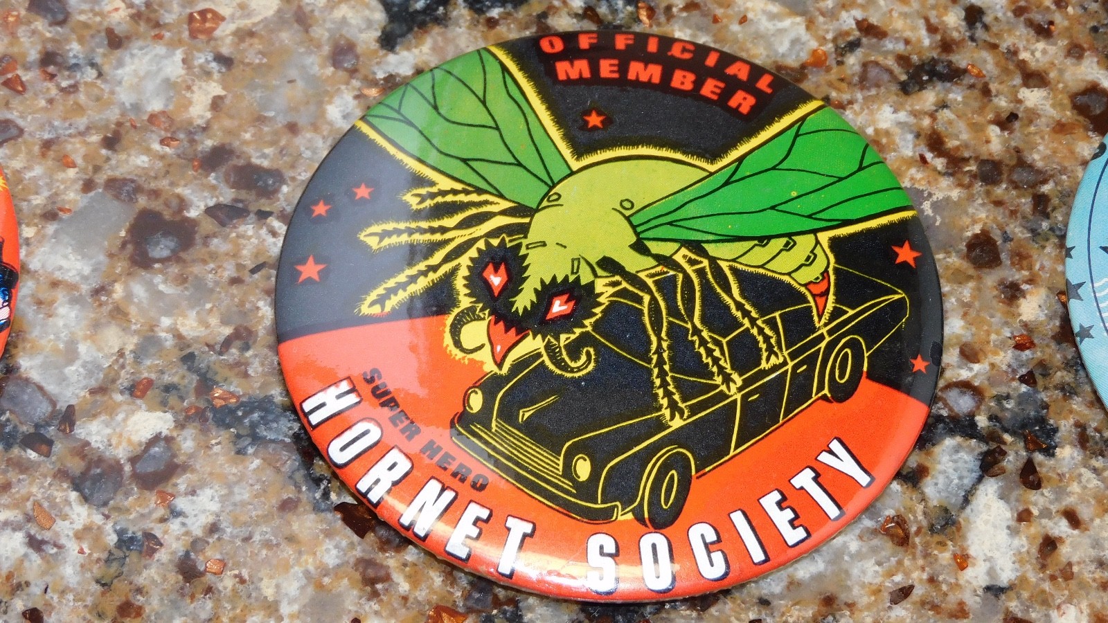 8 BUTTONWORLD 3.5" SUPERHERO BUTTONS MARVELMANIA BATMAN GREEN HORNET 1966 1967