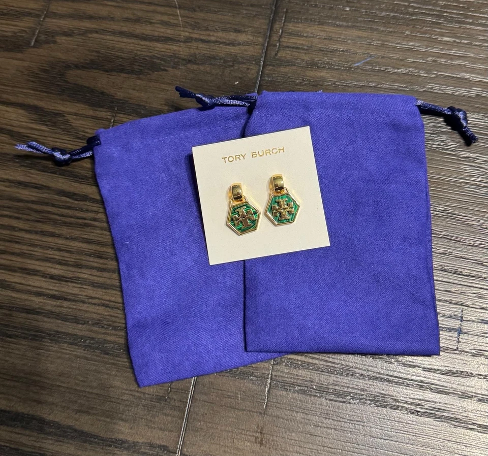 Auténticos pendientes Tory Burch oro y verde Foto 2 de 2