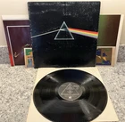 Pink Floyd – The Dark Side Of The Moon ; 1975 LP W/POSTERS & STICKERS  (WIN MBC)