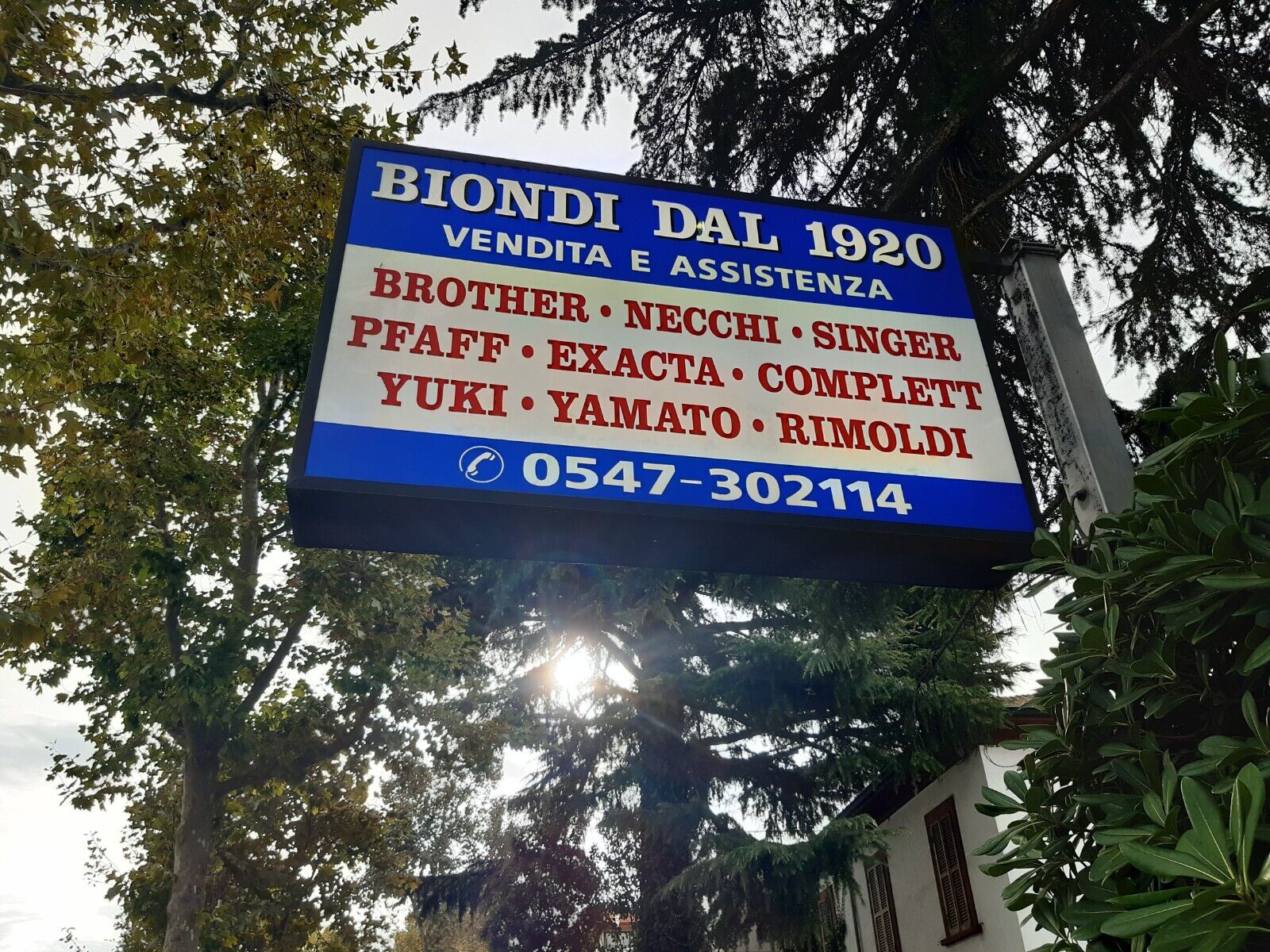 Foto 6 di 6
