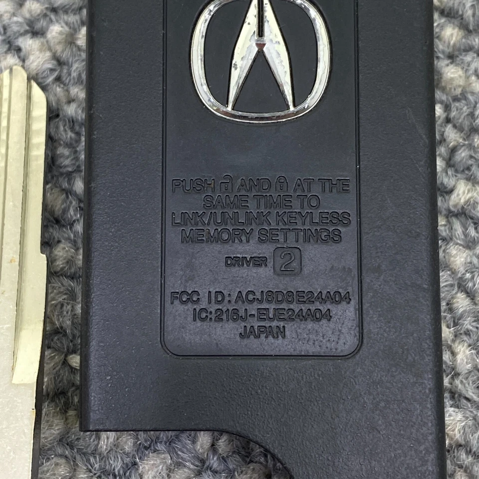 Mando a distancia ACURA RL 2005-2012 OEM - Driver 2 - ACJ8D8E24A04 con inserto Foto 3 de 4