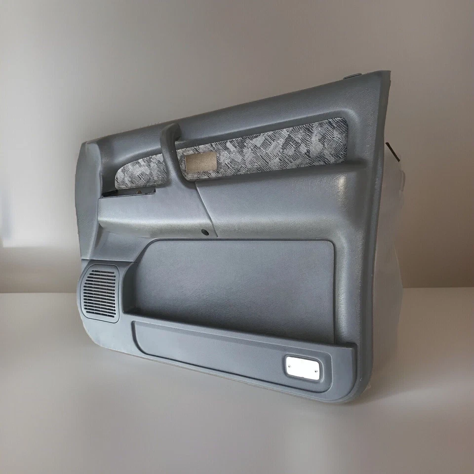 Tarjeta panel puerta 1998-2002 Isuzu Trooper pasajero derecho carbón delantero 98-02 Foto 2 de 4