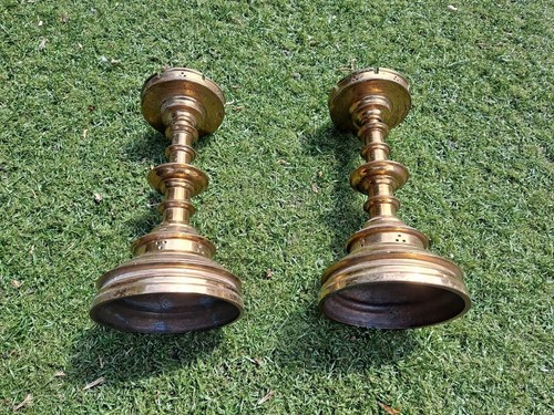 Antique pair of bronze Ecclesiatical, church, alter candlesticks - Picture 11 of 12
