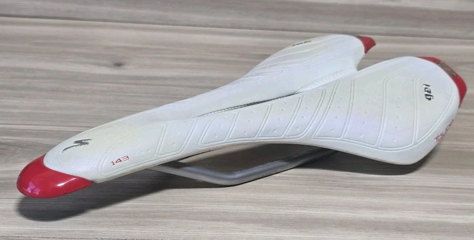 Specialized Toupe 凝胶碳纤维皮革 143 马鞍 220 克 * 快速发货 * — 第 2/4 张图片