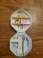 Vintage Bluebird 1990 Polly Pocket Polly's School Missing Front Door No Figures