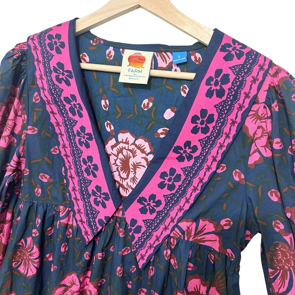 Vestido midi Farm Rio x Anthropologie manga abullonada cuello en V talla pequeña floral Foto 3 de 4