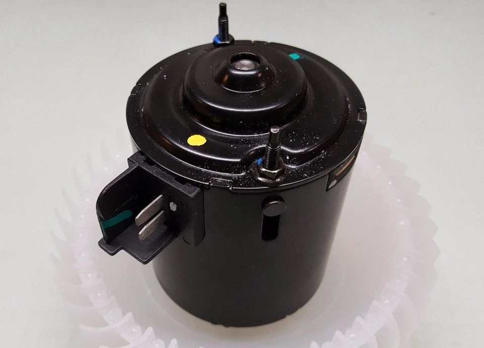 Оригинальный комплект двигателя вентилятора GM 15929376 Chevrolet Malibu Saturn Aura Pontiac G6 *НОВЫЙ* - Изображение 2 из 4