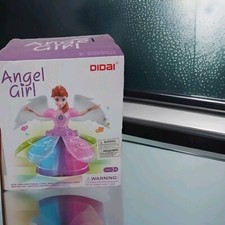 NIB - Angel Girl with Flashing Dazzling Light