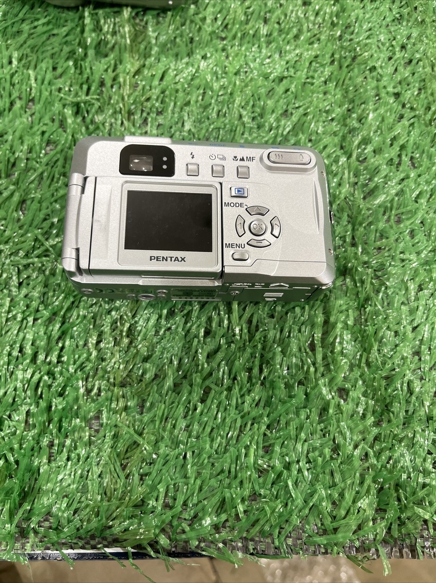 Pentax Optio 33LF 3.2MP Digital Camera - Silver ‼️TESTED Pentax Optio 33LF 3.2MP Digital Camera - Silver ‼️TESTED