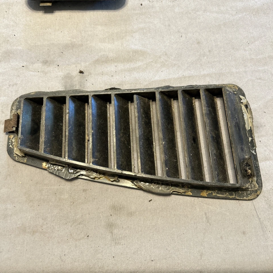 Arctic Cat Jag 3000 1978 capó ventilaciones Foto 3 de 4