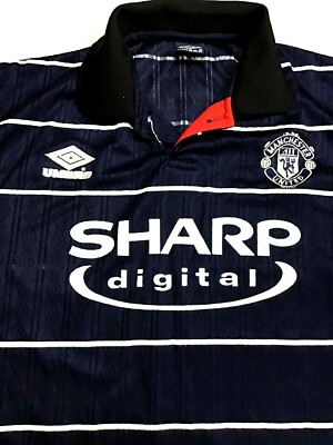 ウェア UMBRO 99/00 Manchester United T-Shirt Vintage Manchester United 1999-00' Away Football T-Shirt