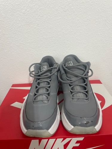 Size 4y - Air Jordan Max Aura 3 Wolf Grey - Picture 2 of 7