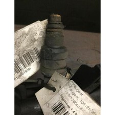 Injecteur Peugeot 106