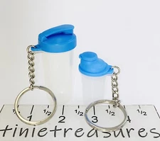 Tupperware Keychain set Of 2 Quick shake Pour Bottle blue rare tinietreasures