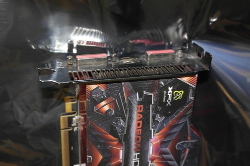 1GB XFX AMD Radeon HD 4890 Dual DVI S-video GDDR5 PCI-e Graphics Card - Picture 3 of 8