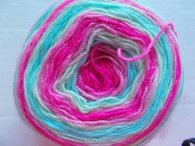 Lion Brand Neck's Best Thing wool blend brished yarn, Phlox, 1 skein (525 yds)