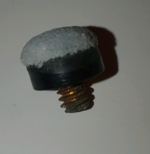 70 11mm Screw On Cue Tips. - Picture 5 of 6