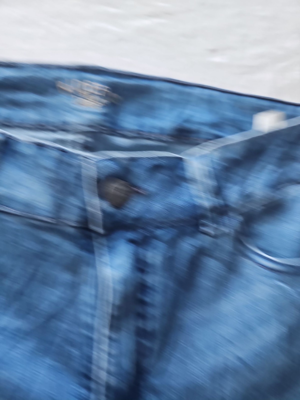 Riders by Lee Women's Medium Wash Denim Capris  361 image 4
