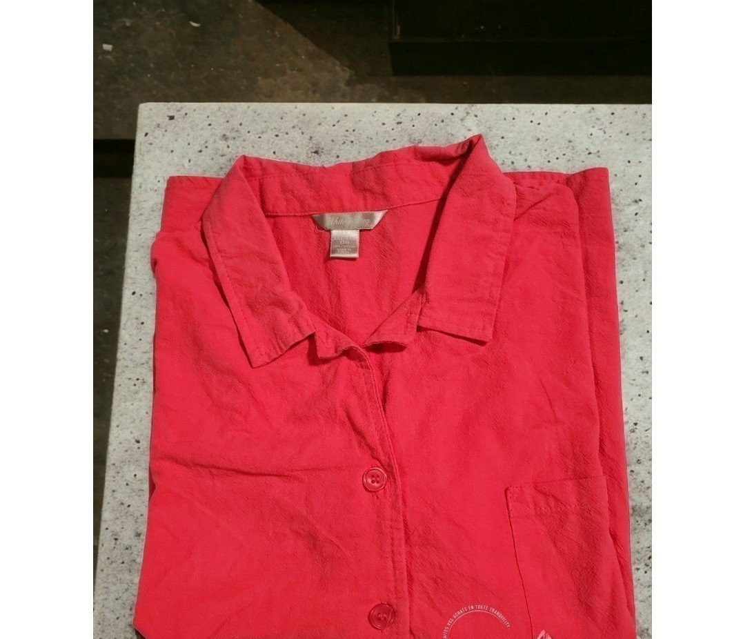 White Stag Women’s XXL Red Short Sleeve Button-Up Shirt – Stretch, Side Slits