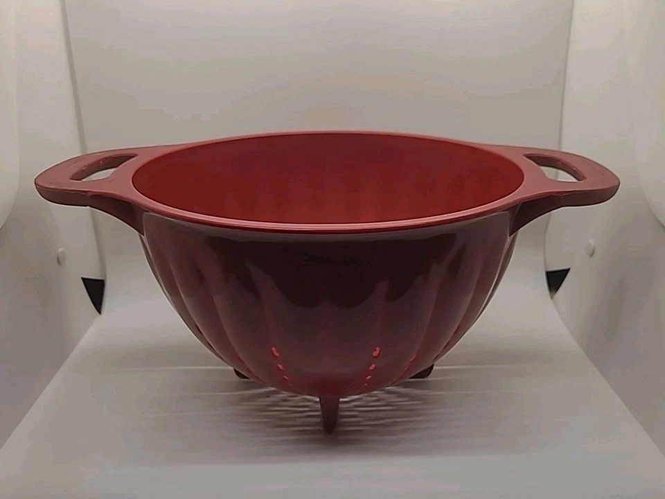 KitchenAid 5 Quart Colander Pink Sangria Dishwasher safe Red Sturdy Well Made - Image 2 of 4