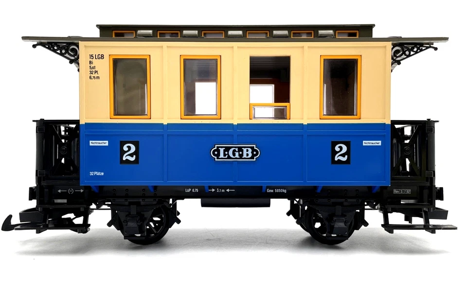 LGB 3012 Second (2nd) Class Blue & Cream Passenger Coach Car G-Scale German Made - Image 2 of 4