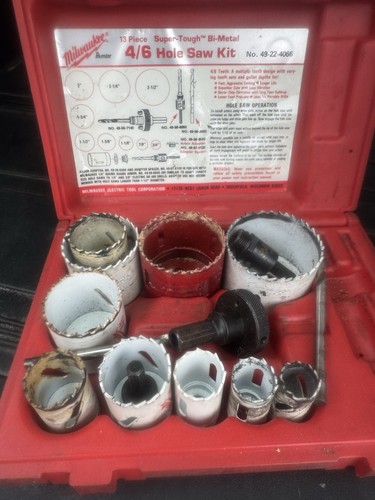 Milwaukee Hole Saw Kit 3/4" to 2-1/2” Sizes Available
