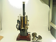 Dampfmaschine um 1900 m. Stehkessel von M&auml;rklin 4107  8 1/2   #E gebr.