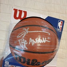 Philadelphia 76ers Collecting and Fan Guide 82