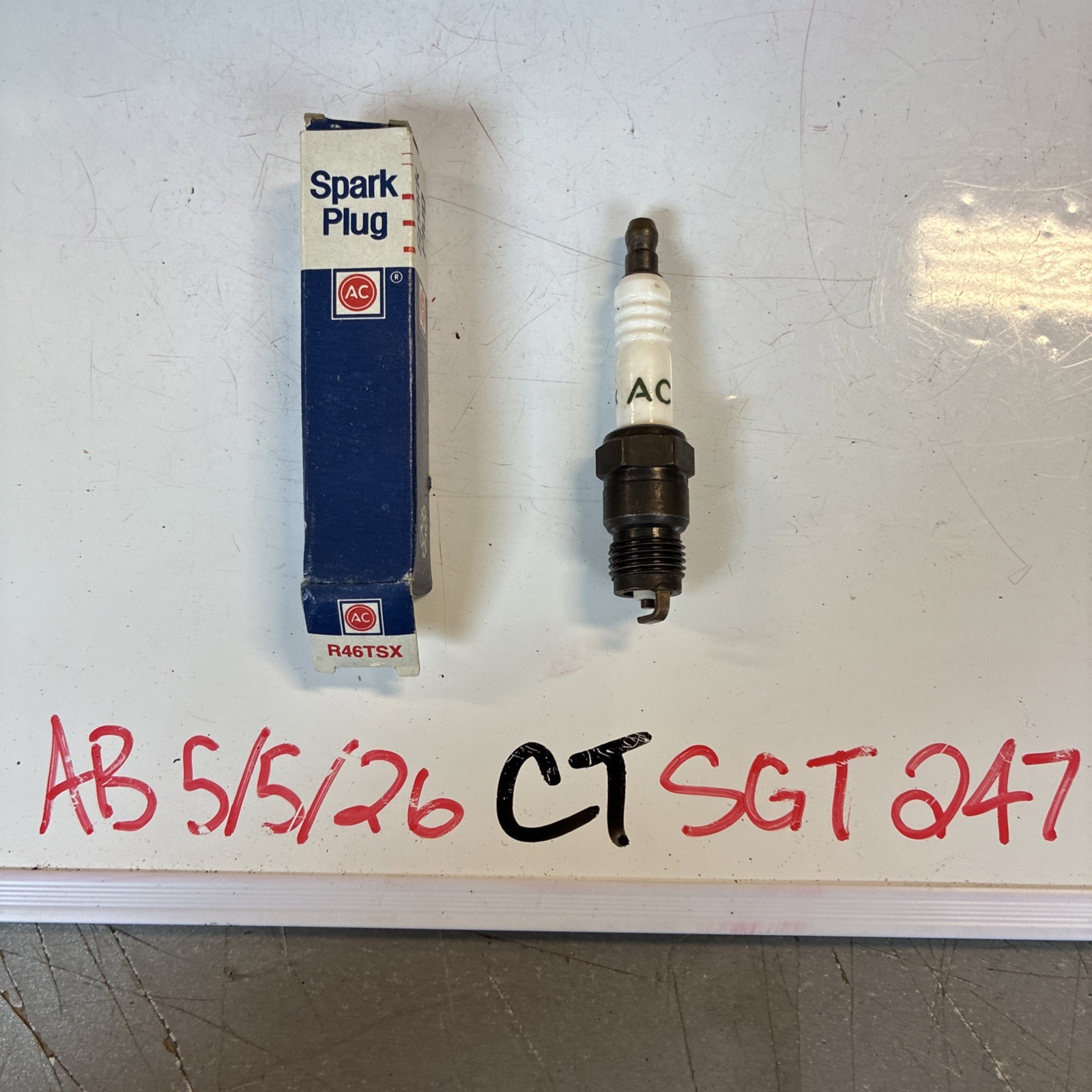 ACDelco R46TSX Resistor Spark Plug - Select Chrysler/Ford/GM Models - NOS