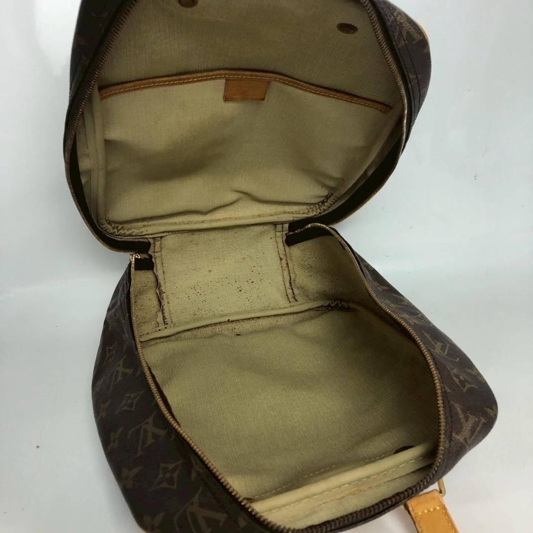 Louis Vuitton Excursion Monogram Shoulder Bag Aut… - image 8