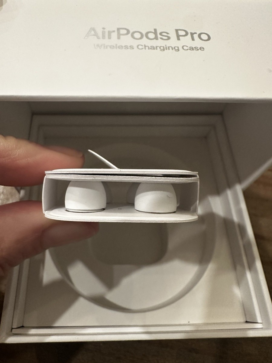Apple AirPods Pro with Wireless Charging Case - White for sale